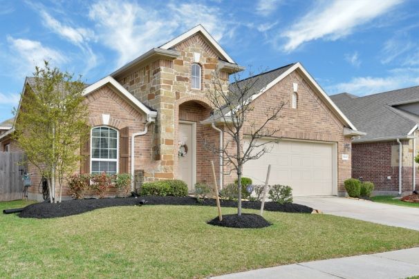 https://MumtaztazA.NewConstructionHomesForYou.com